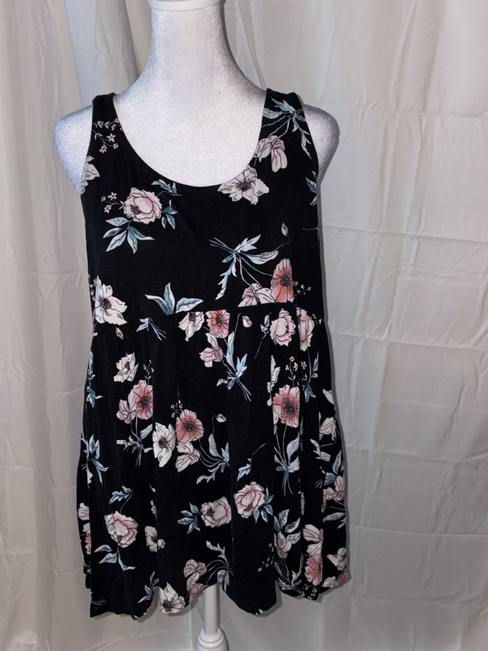 Black Floral tank top - Pink & Blue Bloom